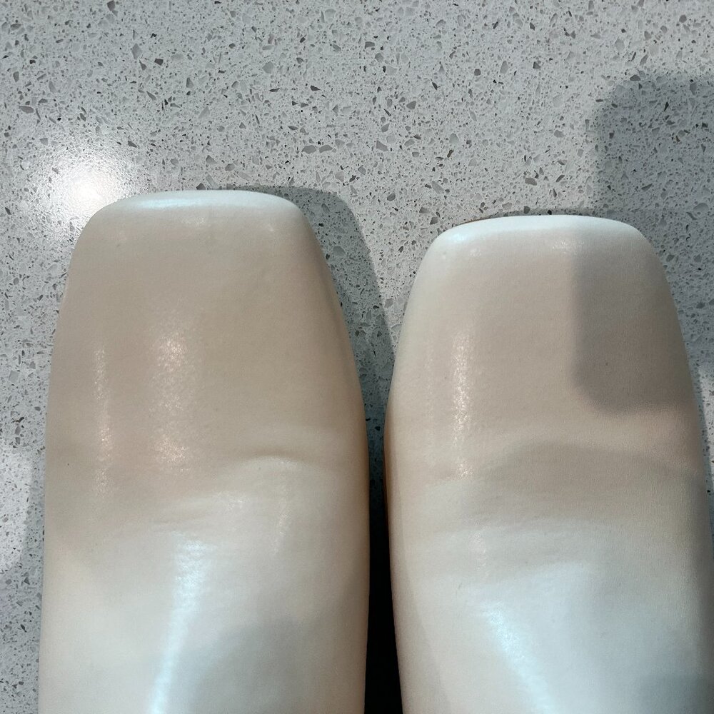 SOLD-OUT Dolce Vita Cream Square-Toe Leather Booties – Size 13M – Wood Heel